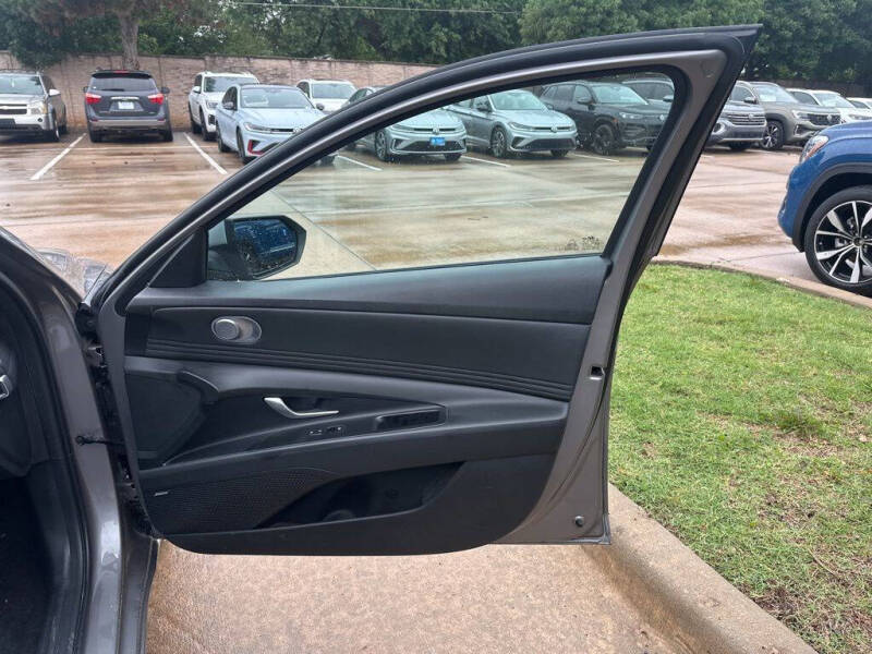2023 Hyundai Elantra