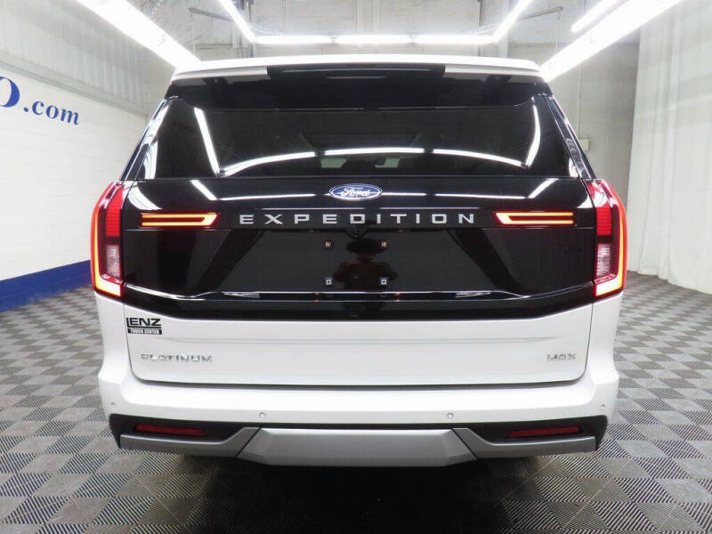 2025 Ford Expedition MAX Platinum