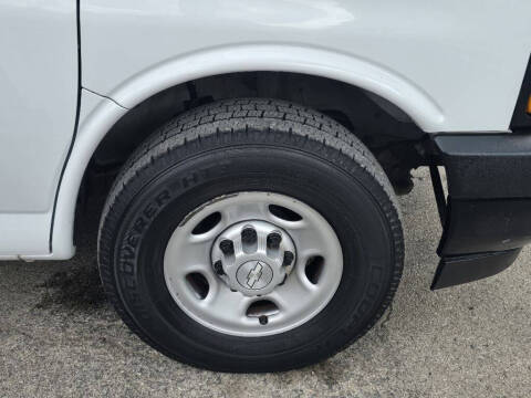 2019 Chevrolet Express 2500