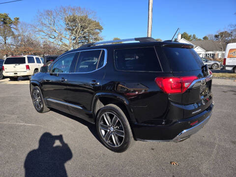 2017 GMC Acadia Denali