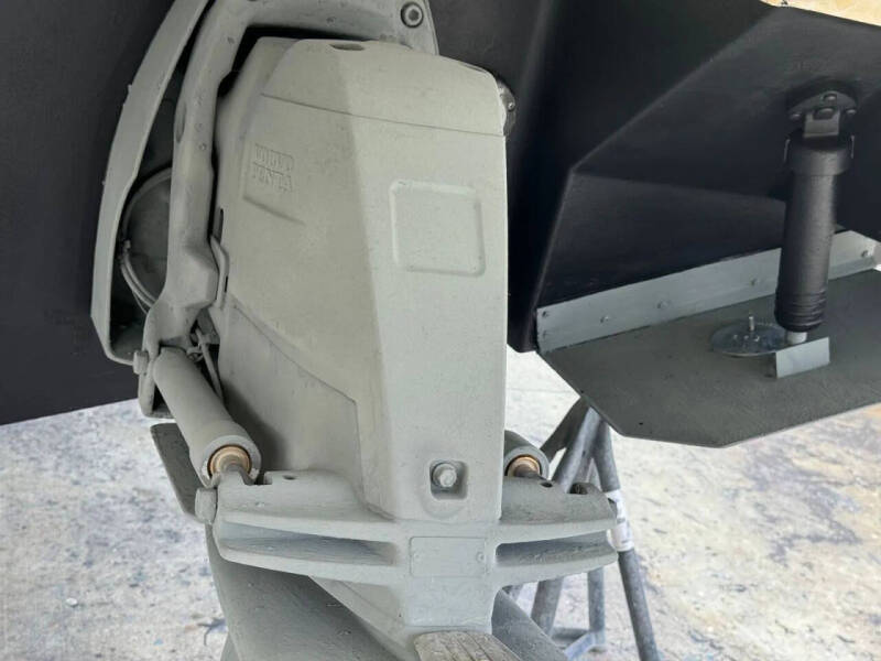 2011 Regal 35 Express Cruiser