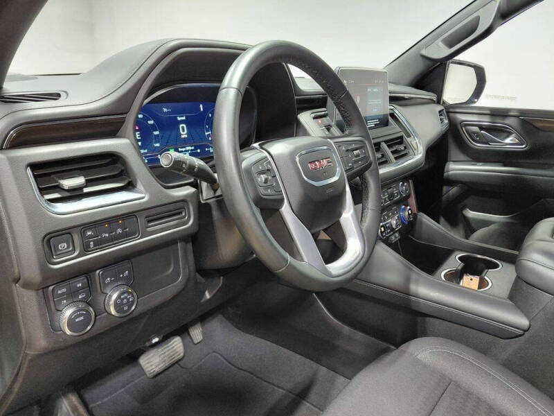 2024 GMC Yukon SLE