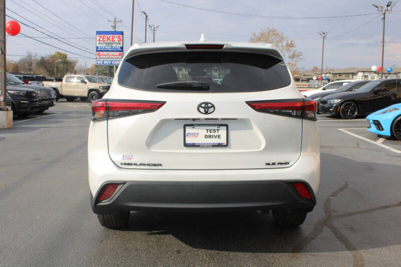 2022 Toyota Highlander XLE