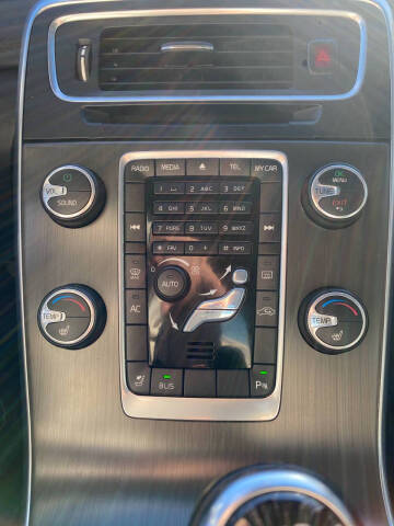 2015 Volvo V60 T5 Premier