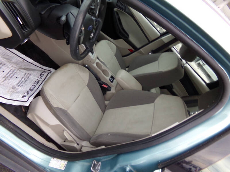 2012 Ford Focus SE