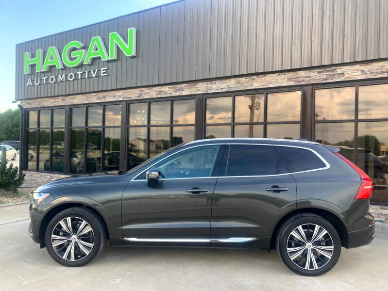 2022 Volvo XC60 Inscription's photo