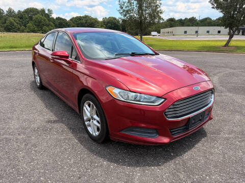 2014 Ford Fusion SE