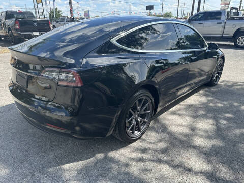 2019 Tesla Model 3 Mid Range