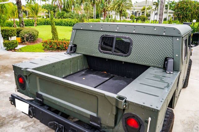 2001 AM General Hummer