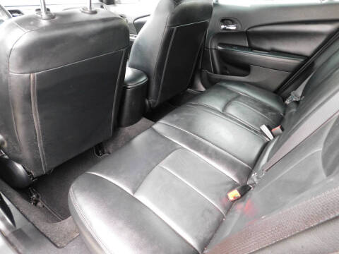 2013 Chrysler 200 Touring