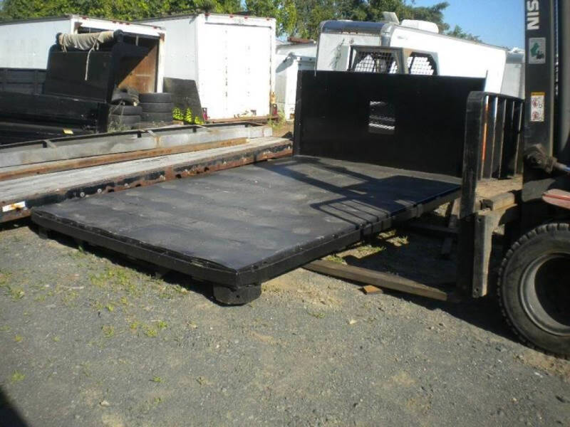 2005 12 ft flatbed  12 ft flatbed  for sale at Advanced Truck in Hartford CT