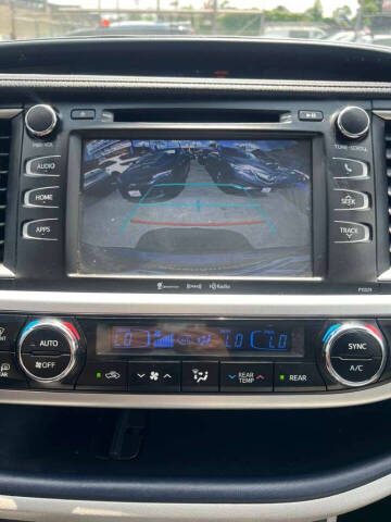 2017 Toyota Highlander LE Plus