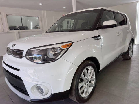 2019 Kia Soul +