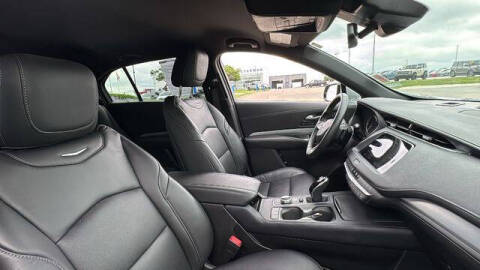 2023 Cadillac XT4 Premium Luxury