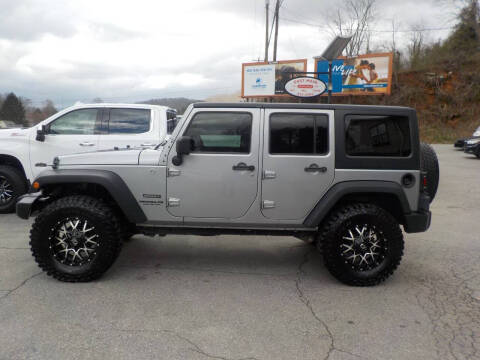 2013 Jeep Wrangler Unlimited for sale at EAST MAIN AUTO SALES in Sylva NC