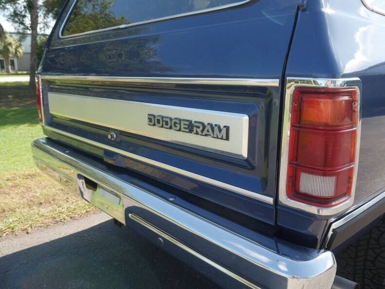 1988 Dodge Ramcharger 150