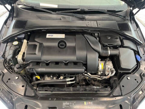 2013 Volvo XC70 T6 Premier Plus