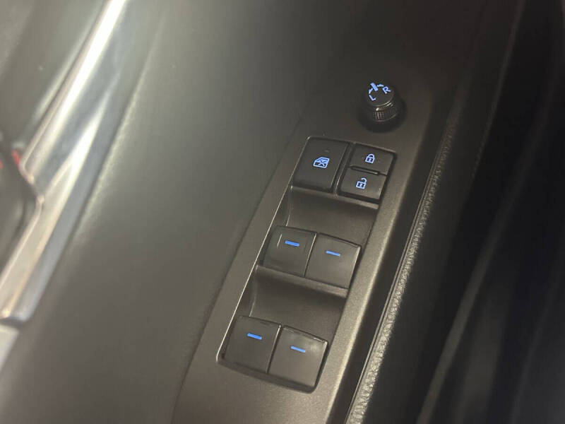 2022 Toyota Camry Hybrid