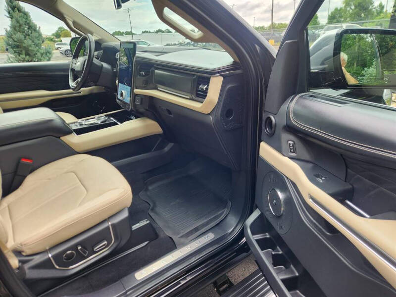 2024 Ford Expedition Platinum