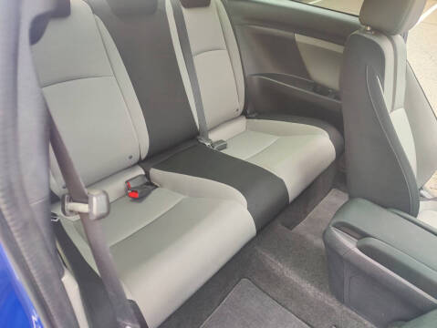 2017 Honda Civic LX-P
