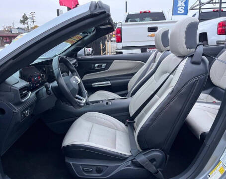 2024 Ford Mustang EcoBoost Premium