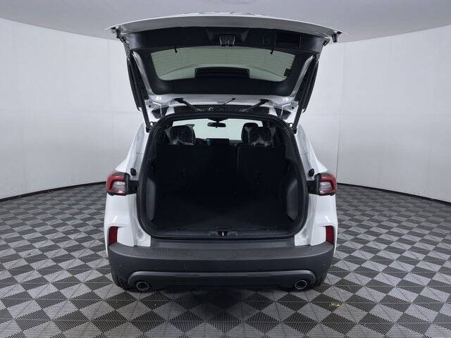 2026 Ford Escape Hybrid ST-Line Select