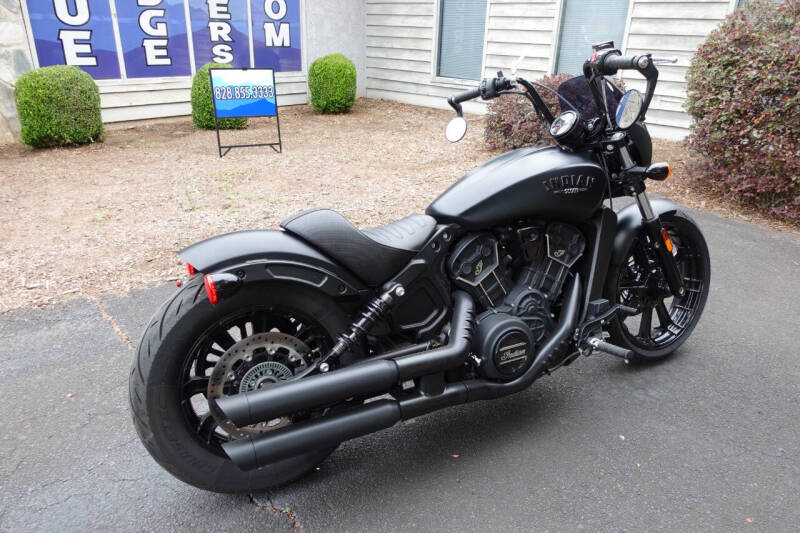 2022 Indian Scout Rouge