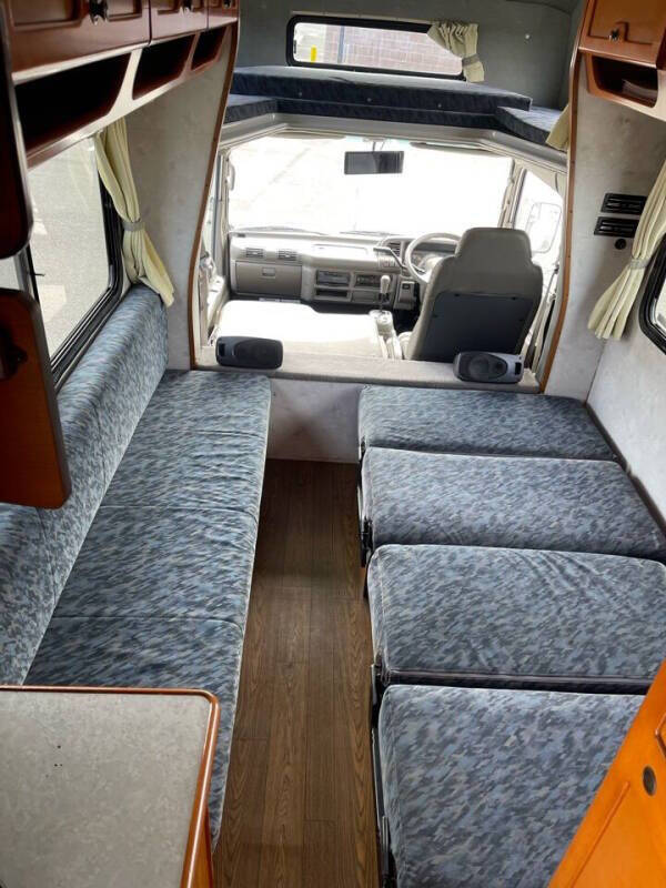 1997 Isuzu Elf Camper