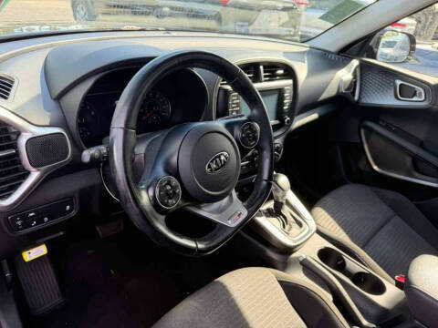 2021 Kia Soul GT-Line