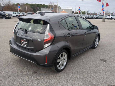 2018 Toyota Prius c One