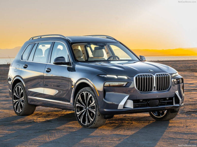 2025 BMW X7 xDrive40i