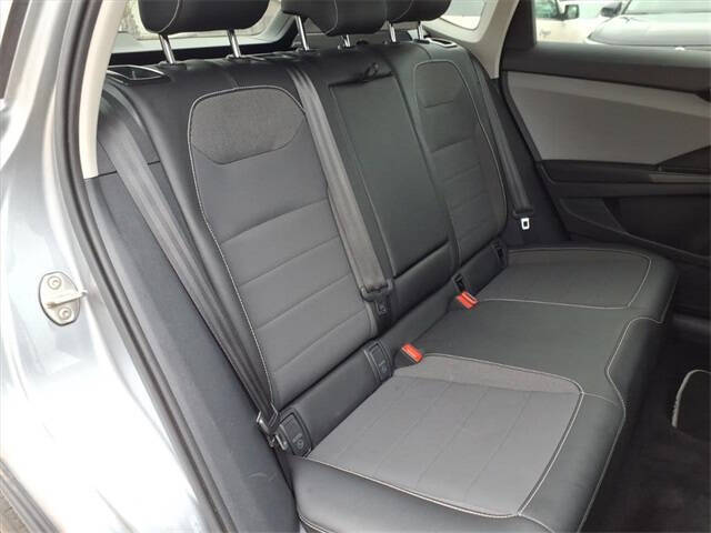 2023 Volkswagen Taos SE