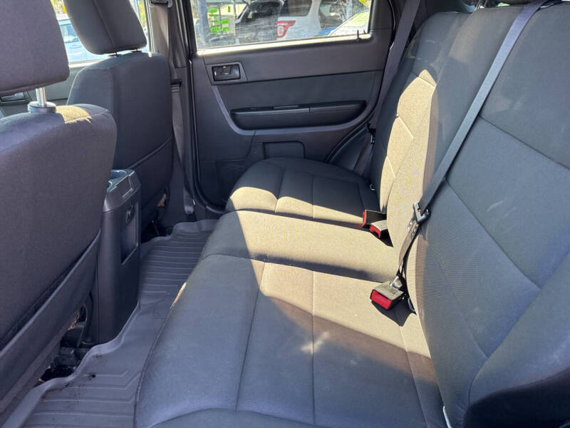 2011 Ford Escape XLT