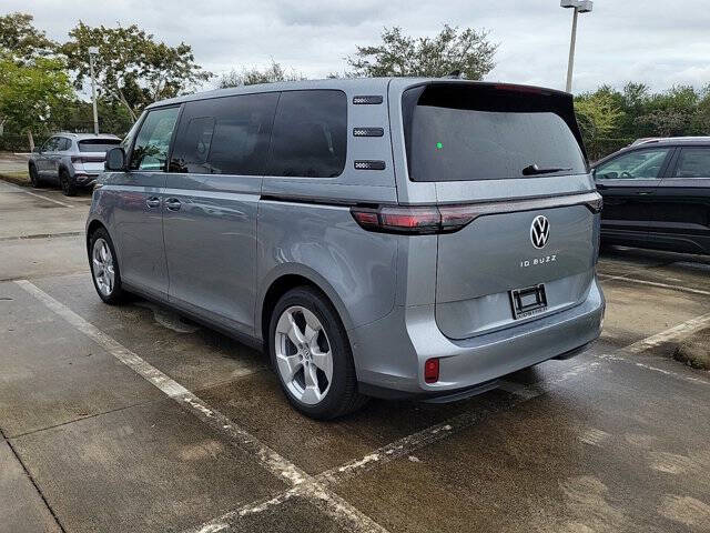 2025 Volkswagen ID. Buzz Pro S