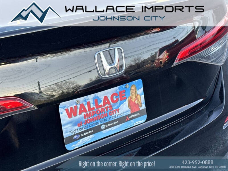 2022 Honda Civic LX's photo