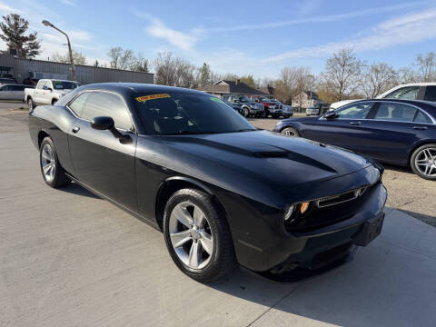 2017 Dodge Challenger SXT