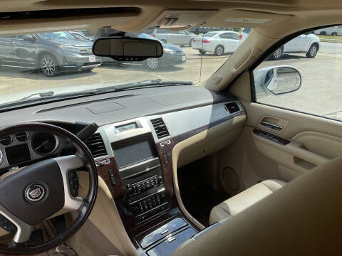 2013 Cadillac Escalade EXT Premium