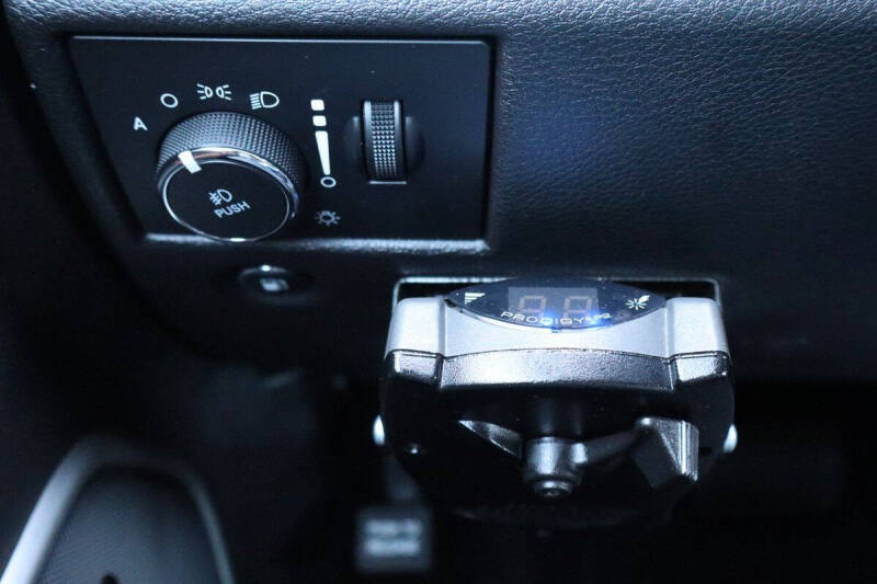 2020 Jeep Grand Cherokee Summit