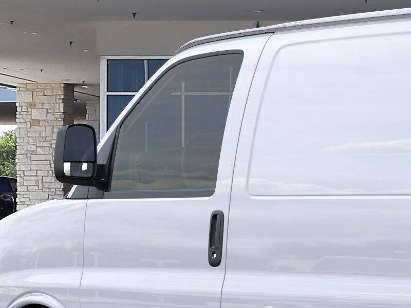 2025 Chevrolet Express 2500