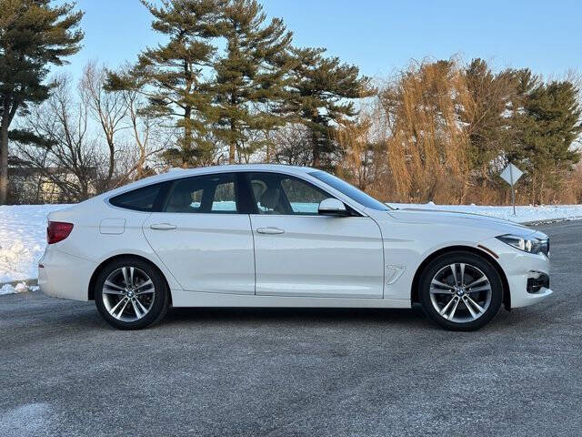 2018 BMW 3 Series 330i xDrive Gran Turismo