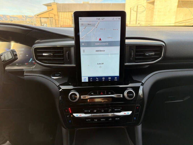 2023 Ford Explorer ST