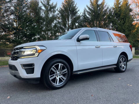 2022 Ford Expedition MAX for sale at CTCG AUTOMOTIVE 2 in South Amboy NJ