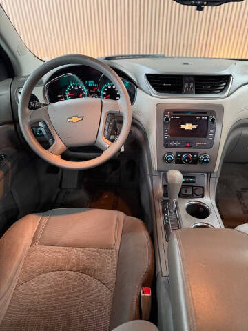 2017 Chevrolet Traverse LS