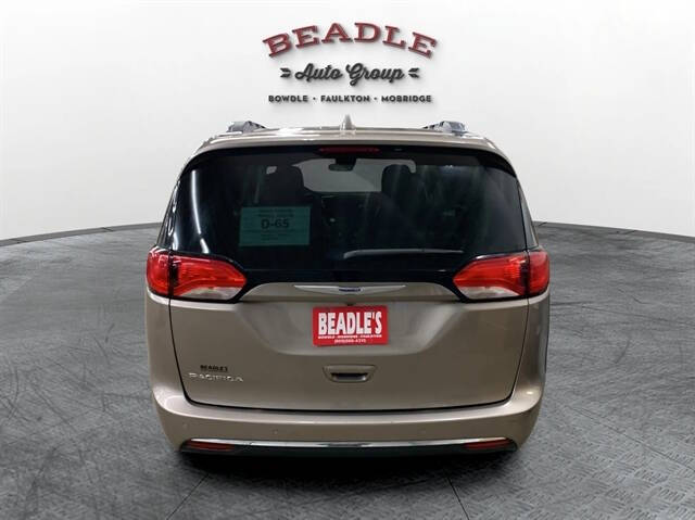 2018 Chrysler Pacifica Touring L