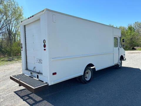 1987 GMC P30 Forward Control Chassis