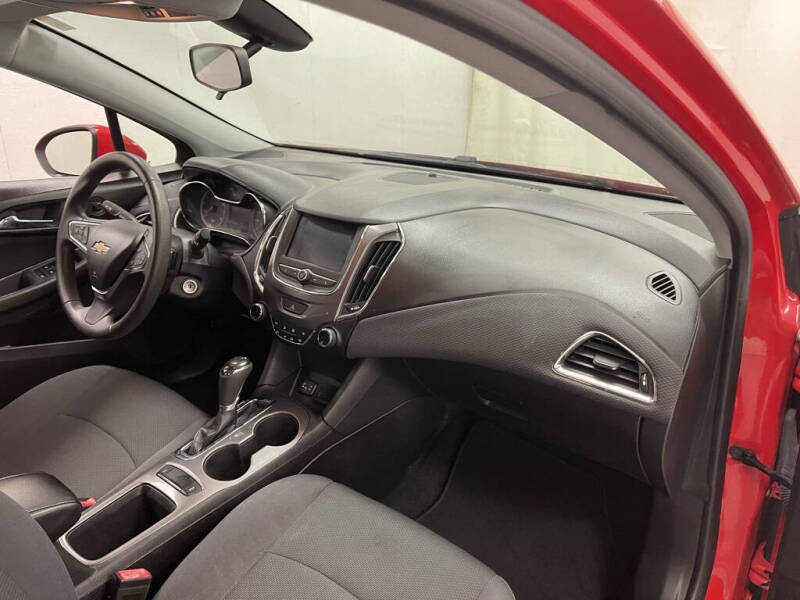 2019 Chevrolet Cruze LT