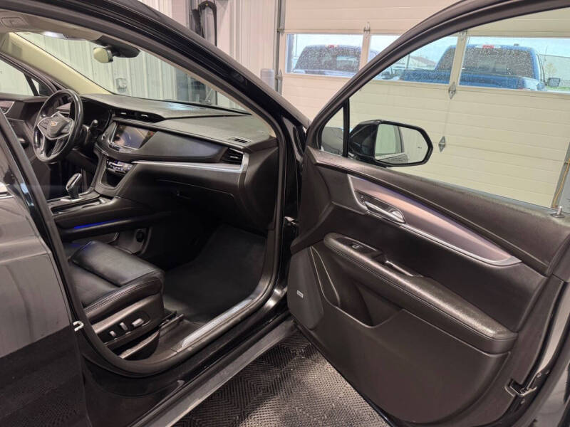 2017 Cadillac XT5 Premium Luxury