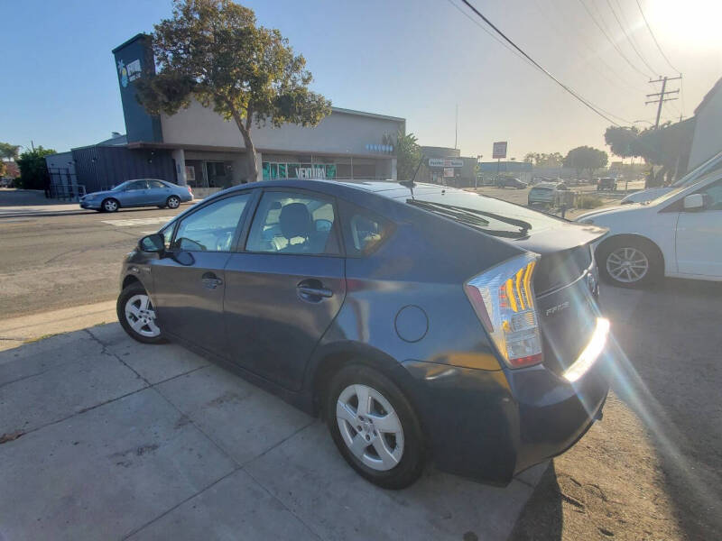 2011 Toyota Prius One