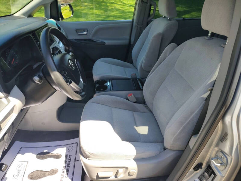 2015 Toyota Sienna