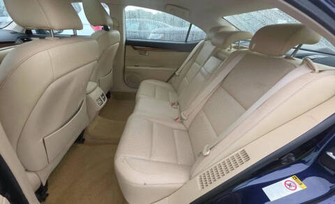 2013 Lexus ES 300h